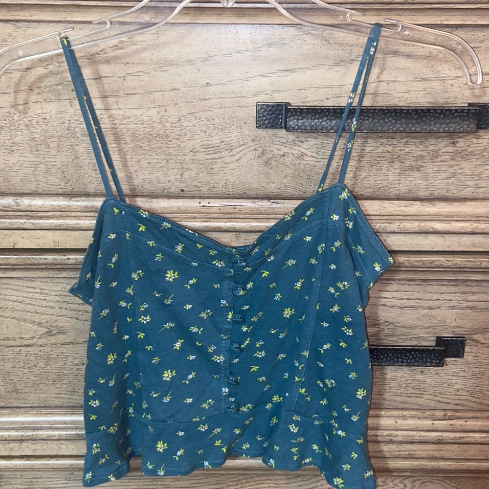 Blue floral crop tank top